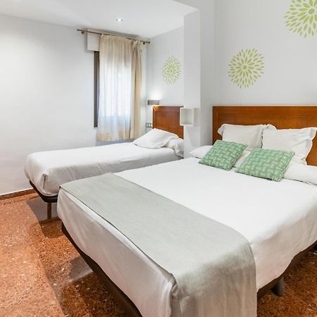Hotel Riad Arruzafa Кордова Экстерьер фото