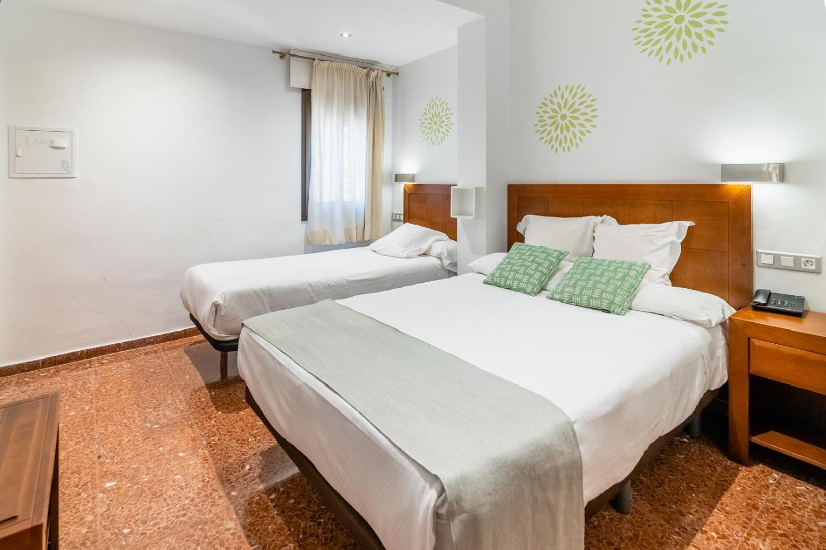 Hotel Riad Arruzafa Кордова Экстерьер фото